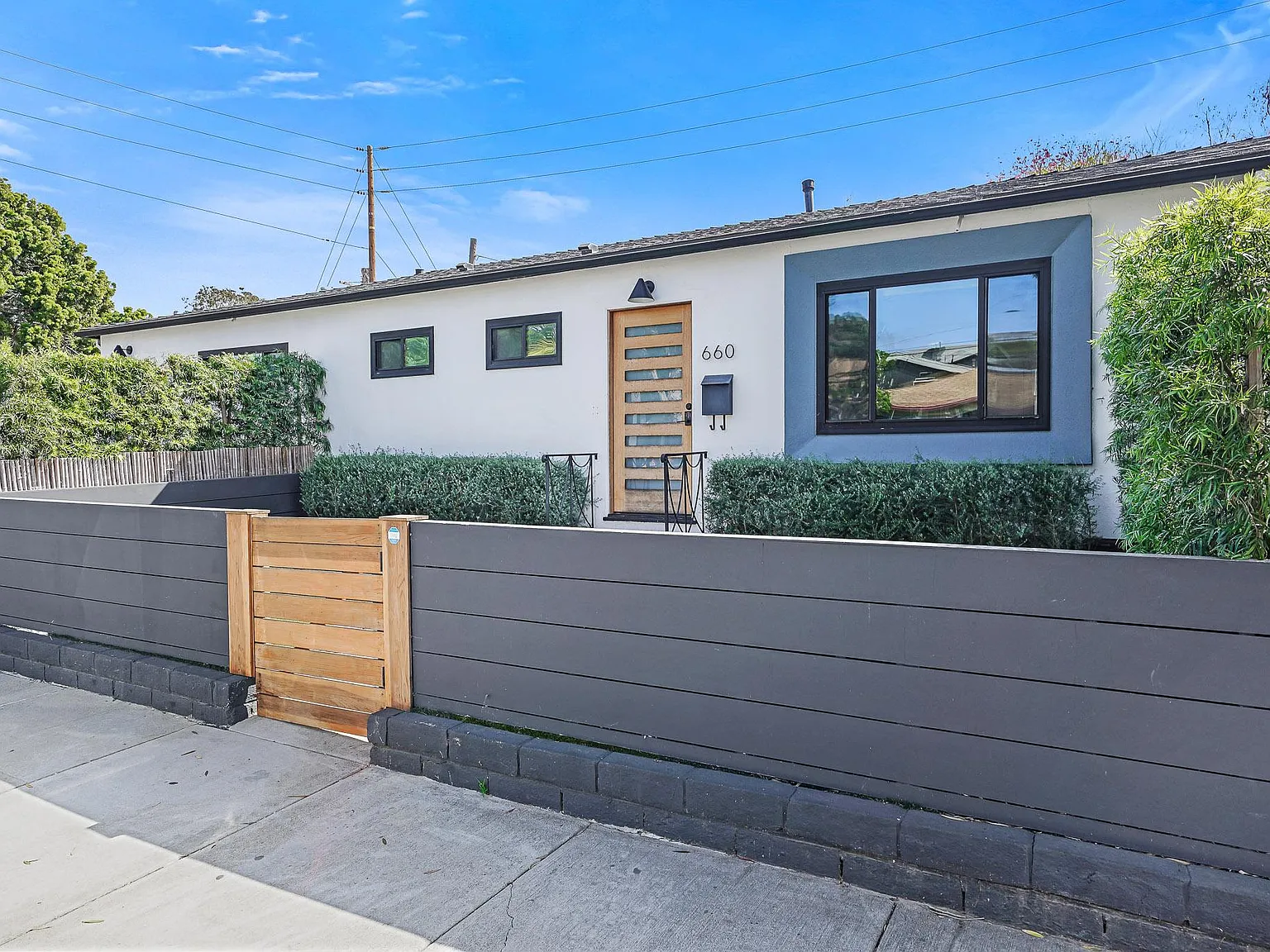 1 bed, 550 sqft, $3,749 — Photo 2