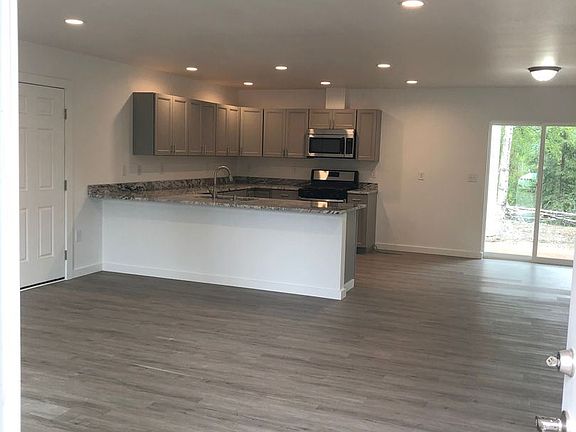 3rd image of 9433 W Blue Moon Cir
