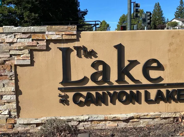 5012 Lakeview Dr Unit 201, San Ramon, CA 94582