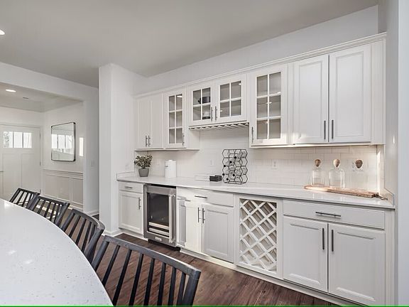 5th image of 14844 Tiago Ln