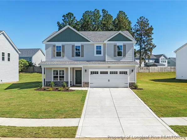 317 Brickendon Ln, Raeford, NC 28376