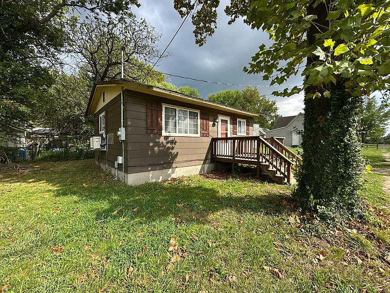 313 N Kentucky St — Photo 1
