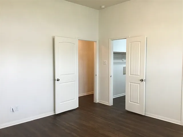 22 Mira Loma Dr — Photo 7