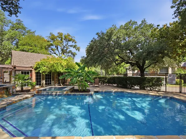 9801 Royal Ln APT 702, Dallas, TX 75231