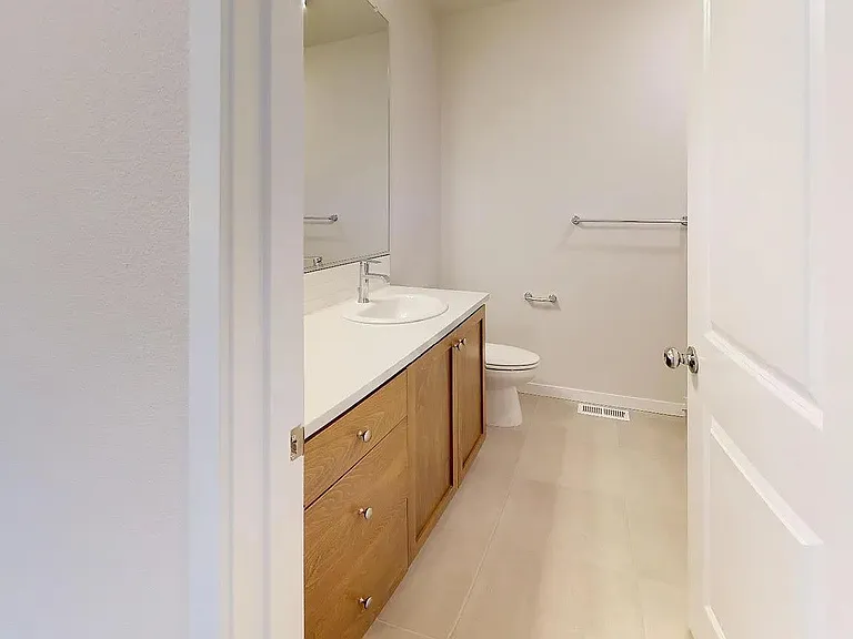 15992 NW Hosmer Ln — Photo 3