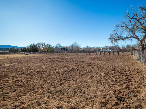 183 La Pasada De Anacleto, Corrales, NM 87048