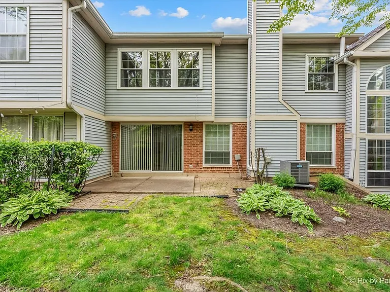 2106 Glasgow Ct — Photo 23