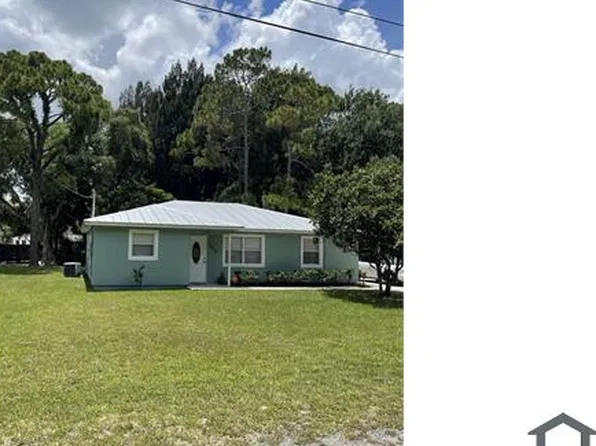 1605 N 42nd St, Fort Pierce, FL 34947