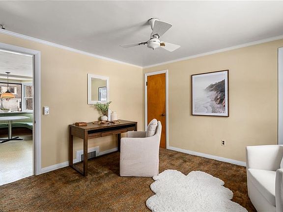 2nd image of 80 George St