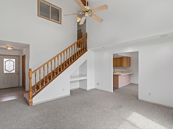 4th image of 401 Dogwood Ct