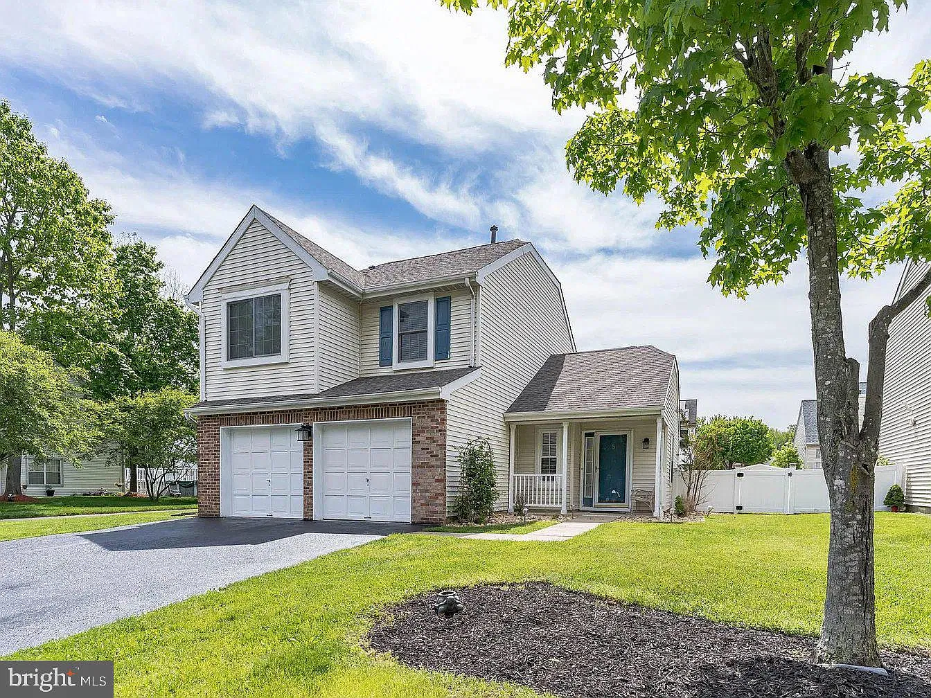 3 bed, 2.5 bath, 1540 sqft, $3,000 — Photo 1