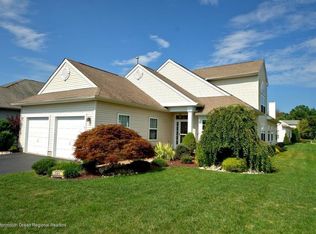 101 Avignon Rd, Monroe Township, NJ 08831