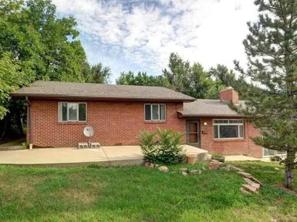2705 Colorado Ave