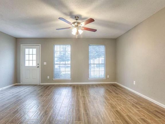 4th image of 2810 Grants Lake Blvd