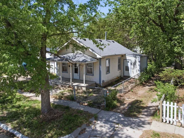 2458 W 3rd St N, Wichita, KS 67203