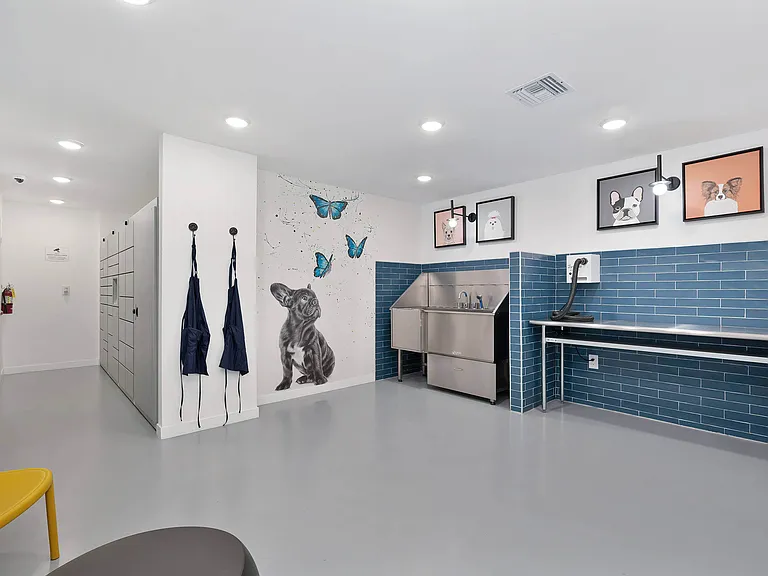 Park West Village Apartments — Photo 19