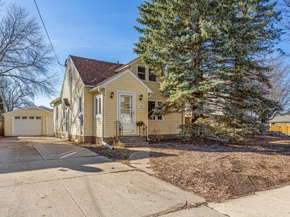 802 8th St SE, Austin, MN 55912