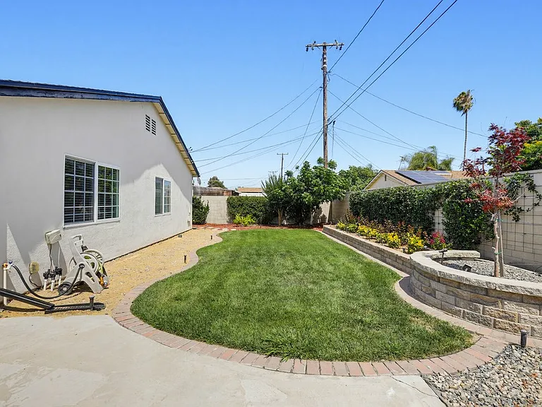 6102 Glacier Dr — Photo 25