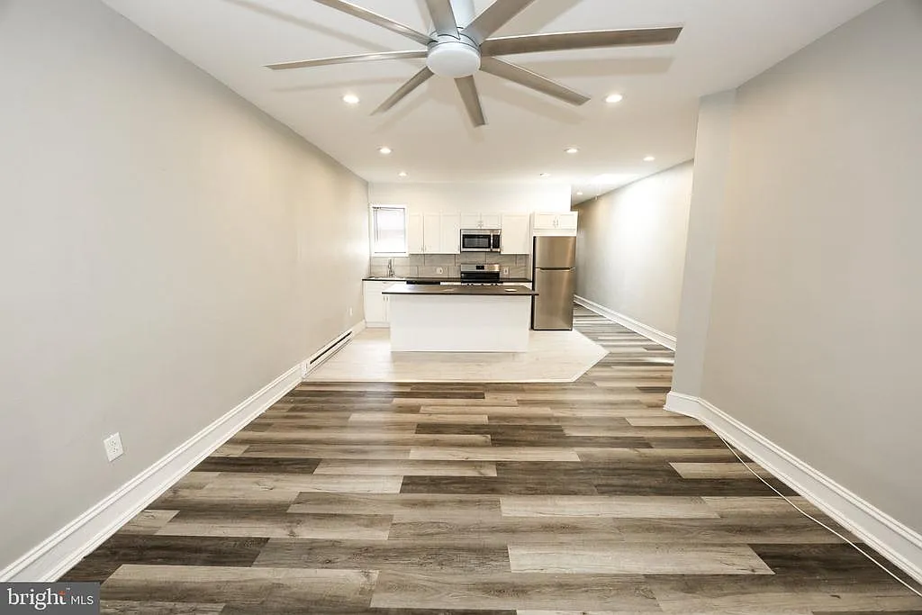 2 bed, 1.0 bath, 2146 sqft, $1,350 — Photo 1