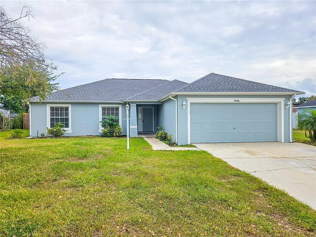 4 bed, 2.0 bath, 1434 sqft, $2,000 — Photo 1