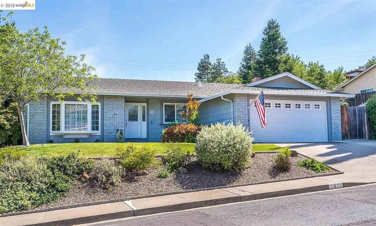 1 Zion Ave photo 1