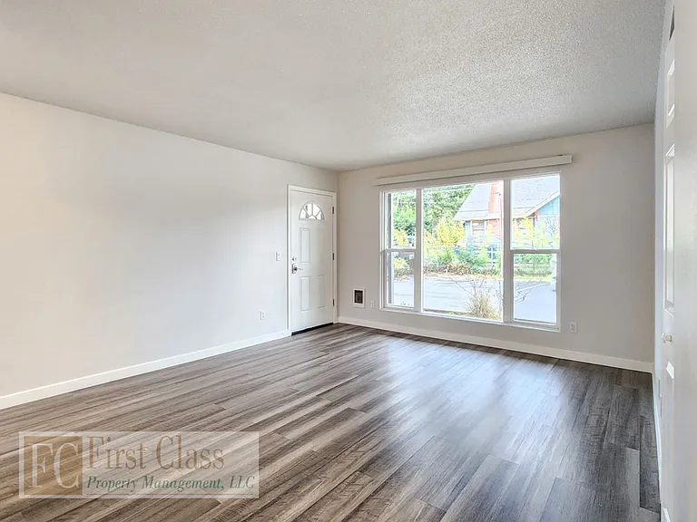 Westview Terrace — Photo 42