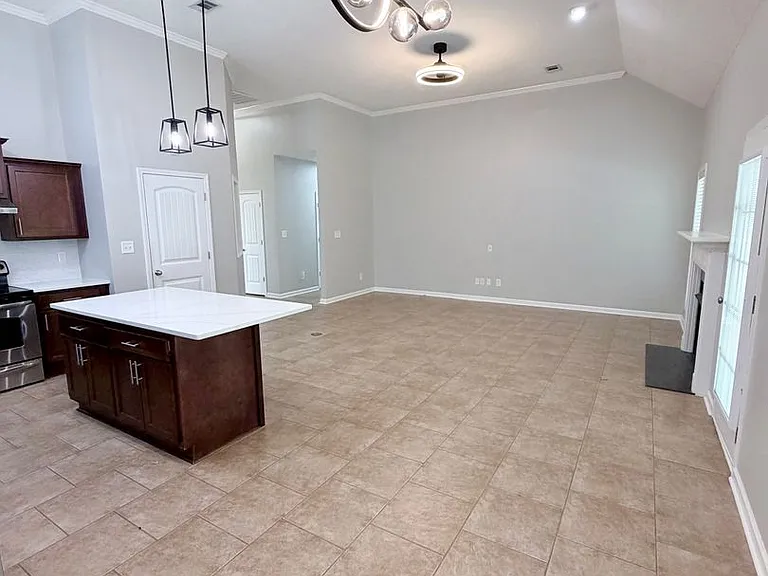 705 Post Oak Way — Photo 18
