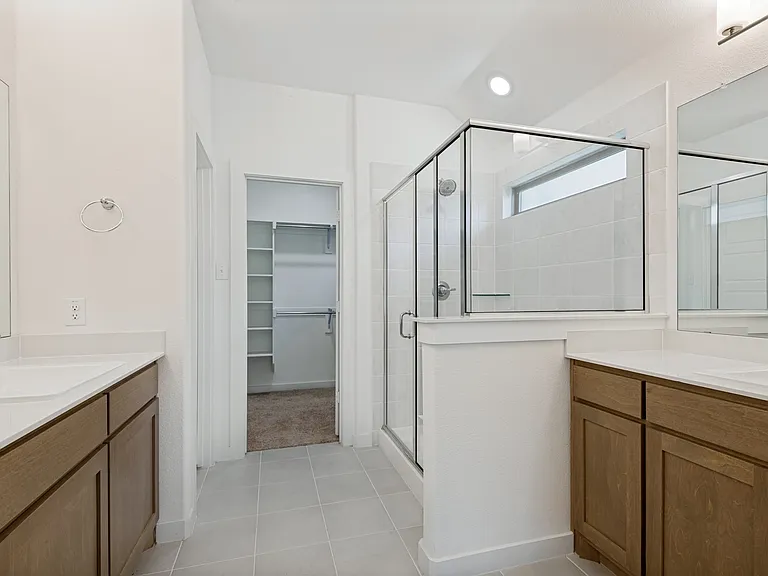 1806 Balfour Bnd — Photo 6