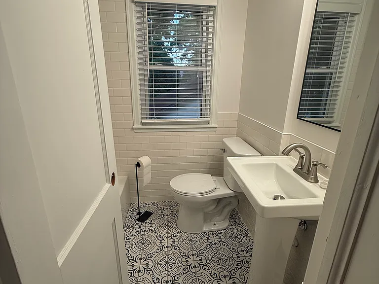 956 Bidwell St #3 — Photo 5