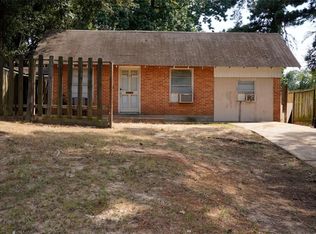 615 Dallas St, Conroe, TX 77301