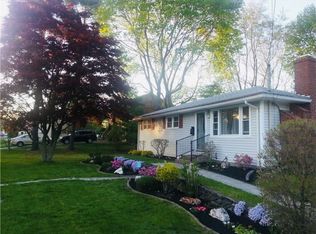 72 Wharf Rd, Warwick, RI 02889