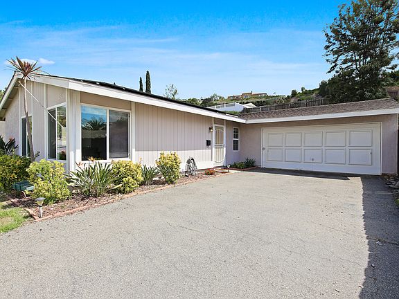 2nd image of 2923 Roseann Ave