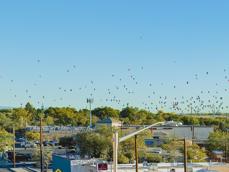 2023 Balloon Festival launch, picture taken from a tenant's balcony.