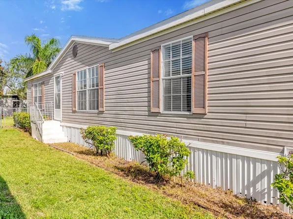 14201 Goldrush Ct, Astatula, FL 34705