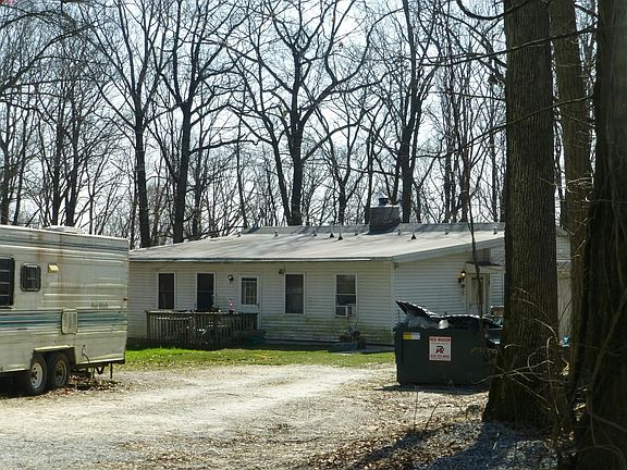 2nd image of 454 Quarry Rd