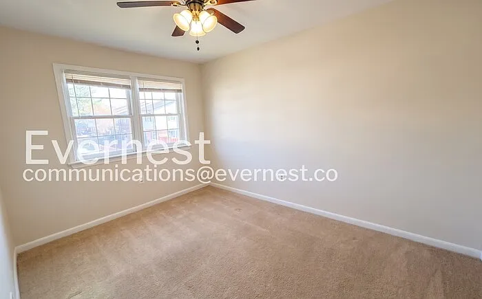 2325 McClellan Ct — Photo 20