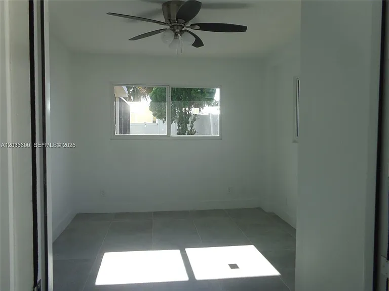 1565 Thumb Point Dr — Photo 81