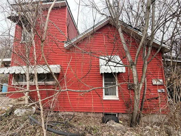 274 Lombardy Hts, Bridgeport, OH 43912