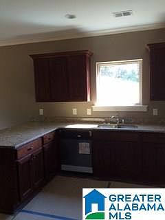 5th image of 121 Ten Wisteria Dr