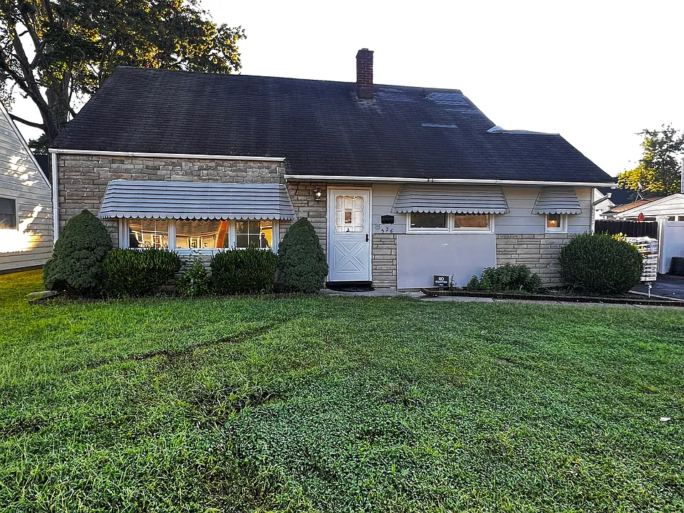 526 Morgan Ave