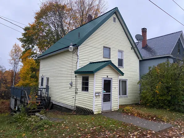 8 Clinton Street, Milo, ME 04463