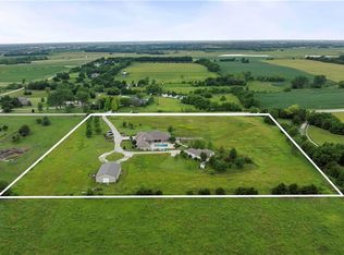 20511 Pflumm Rd, Bucyrus, KS 66013