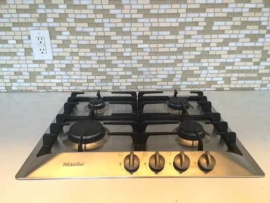 Rented by Loom Group | media 53