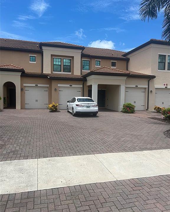 1st image of 10054 Crooked Creek Dr #202