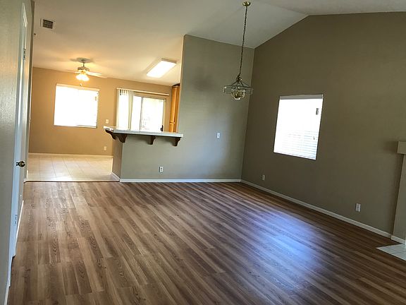 4th image of 8633 Golden Sage Dr