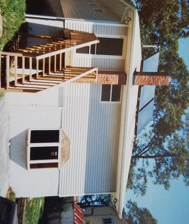 2nd image of 4 Oakdale Ave