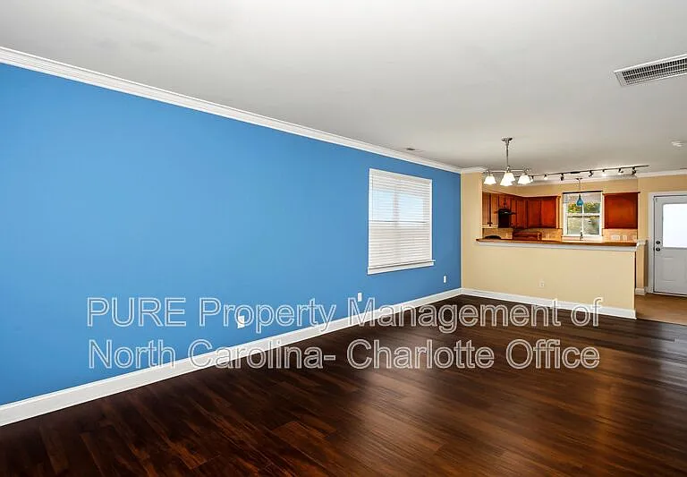 15959 Rose Glenn Ln — Photo 4