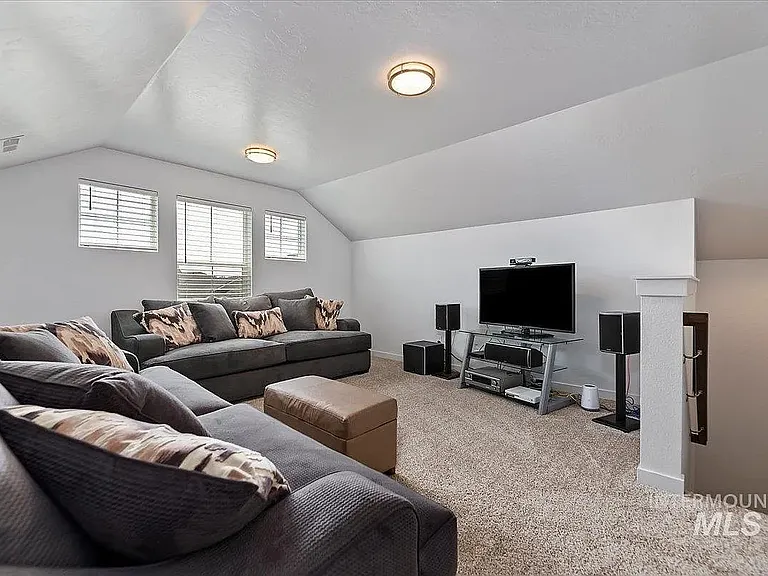 2934 W Silver Riv — Photo 25