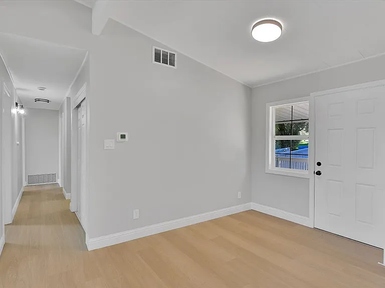 37 Westwood Way — Photo 33