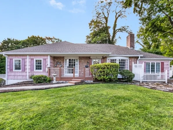 52 Olcott Ave, Bernardsville Boro, NJ 07924
